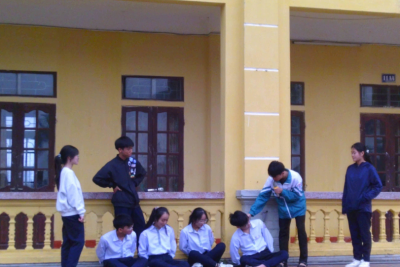 CHUYÊN MỤC ĐẦU TUẦN 11A1 – 11A7 : NGỌN LỬA TUỔI TRẺ – SỨC MẠNH CỦA SỰ CỐNG HIẾN