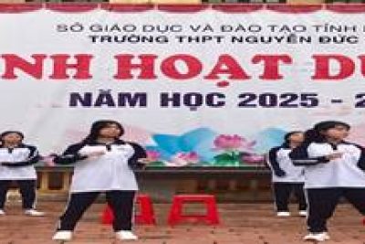 SINH HOẠT DƯỚI CỜ TUẦN 10- Lớp 10 A4 Chủ Đề : TÌNH YÊU TUỔI HỌC TRÒ