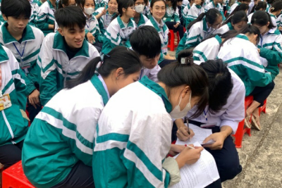 CHUYÊN MỤC ĐẦU TUẦN LỚP 11A5