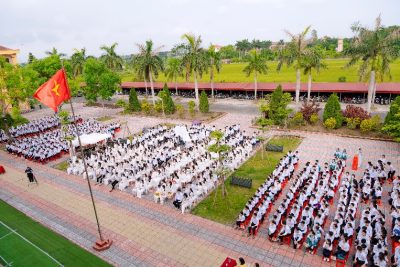 NGUYỄN ĐỨC THUẬN – CHÁY MỘT THỜI ĐỂ RỰC RỠ MỘT ĐỜI!